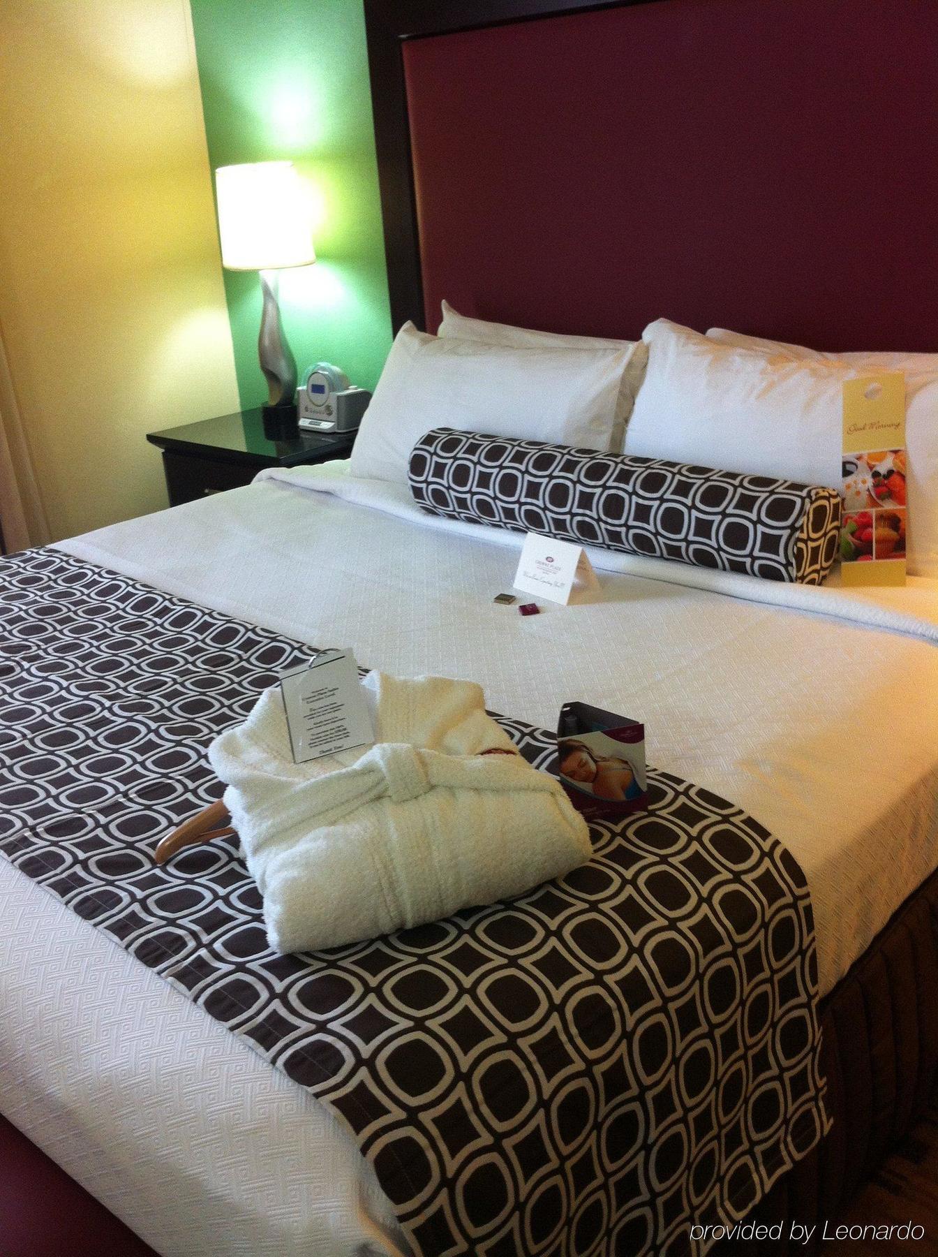 Crowne Plaza Suites Houston - Near Sugar Land Esterno foto