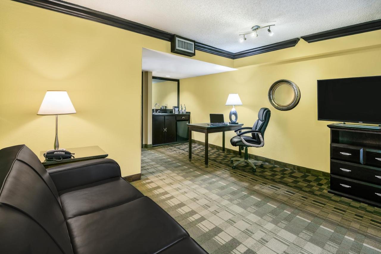Crowne Plaza Suites Houston - Near Sugar Land Esterno foto