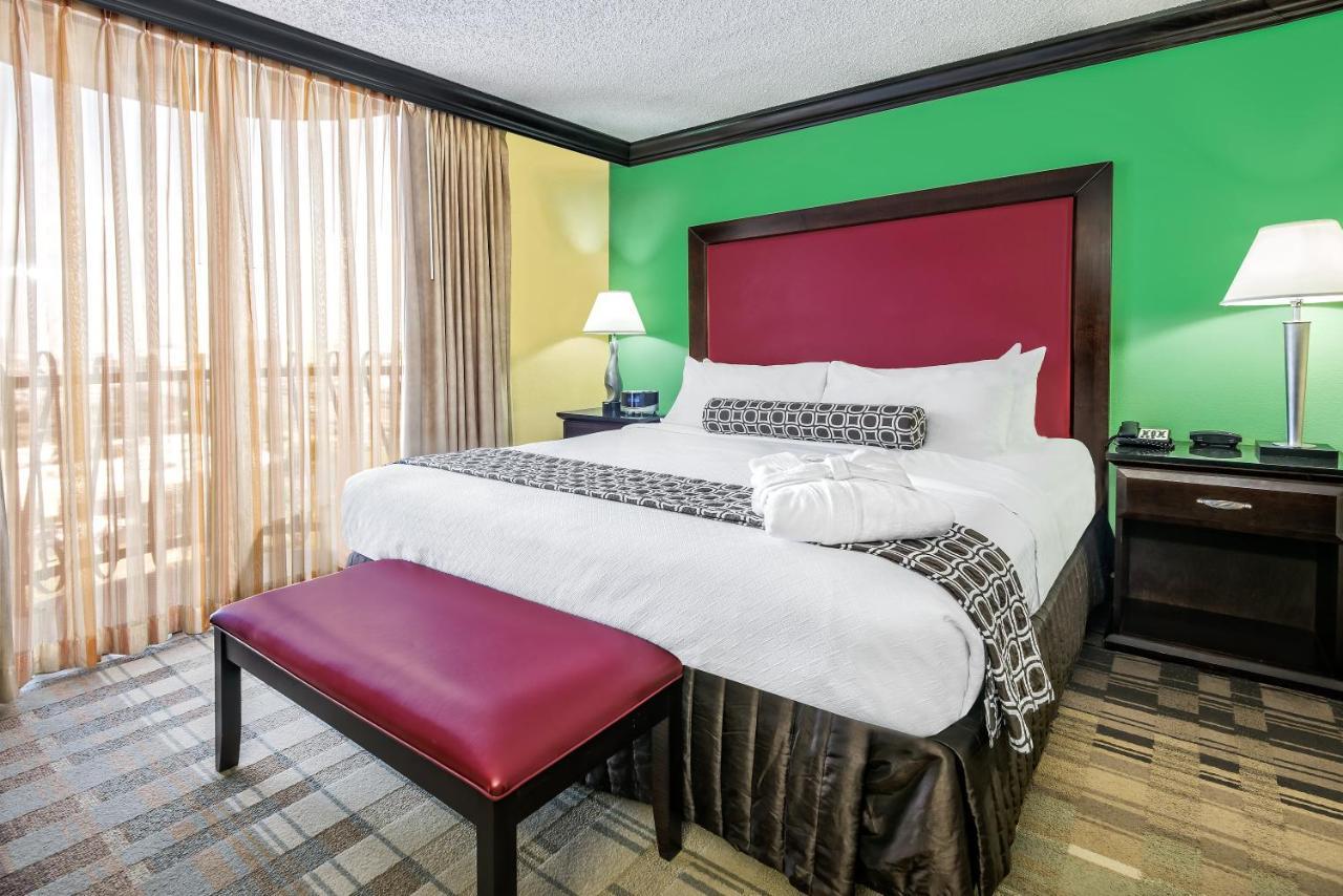 Crowne Plaza Suites Houston - Near Sugar Land Esterno foto