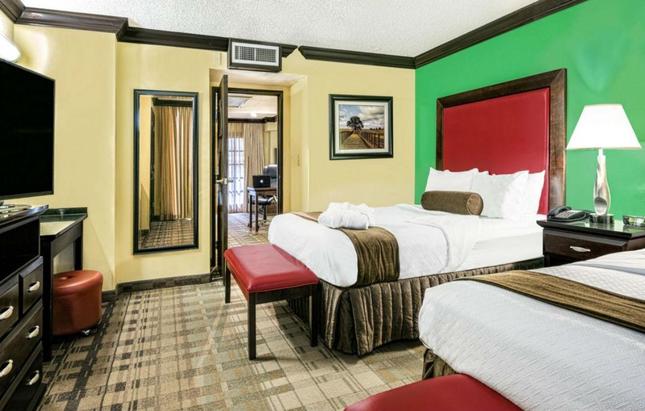 Crowne Plaza Suites Houston - Near Sugar Land Esterno foto
